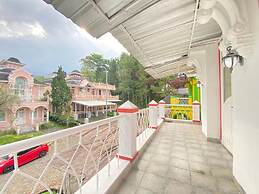 Villa Kota Bunga Aster