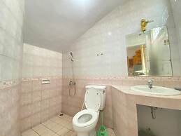 Villa Kota Bunga Aster