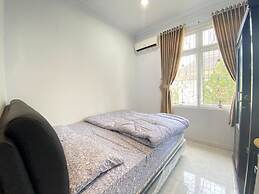 Villa Kota Bunga Aster