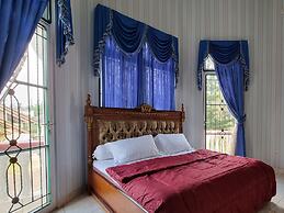 Villa Kota Bunga Allamanda