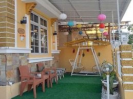 Villa Kota Bunga Camelia