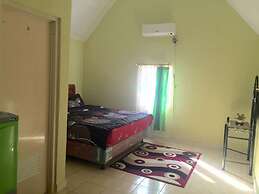 Villa Kota Bunga Camelia