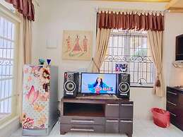 Villa Kota Bunga Camelia