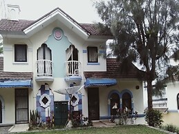 Villa Kota Bunga Vinca