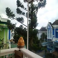 Villa Kota Bunga Dandelion