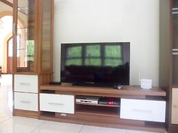 Villa Kota Bunga Dandelion