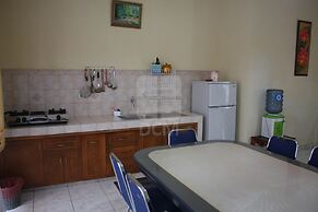 Villa Kota Bunga Dandelion