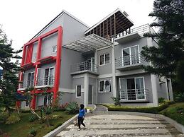 Villa Kota Bunga Lavender