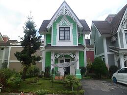 Villa Kota Bunga Mawar