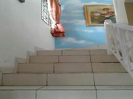 Villa Kota Bunga Dahlia