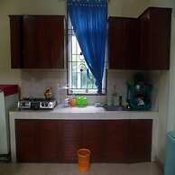 Villa Kota Bunga Violet