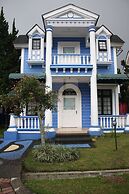 Villa Kota Bunga Violet