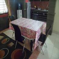 Villa Kota Bunga Violet