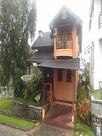 Villa Kota Bunga Violet