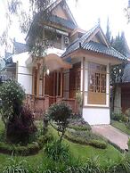 Villa Kota Bunga Violet