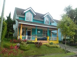 Villa Kota Bunga Violet