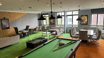 Space Q Capsule Hotel