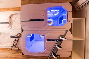 Space Q Capsule Hotel