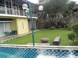 Villa Kota Bunga Happy AA2-11