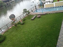 Villa Kota Bunga Happy AA2-11