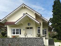 Villa Private Puncak