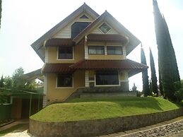 Villa Private Puncak