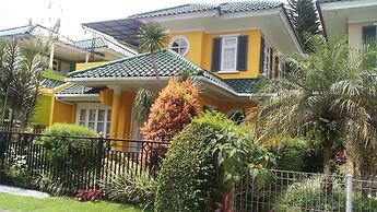 Villa Puncak Resort