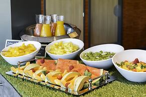 Best Western Plus Hotel Escapade Senlis