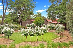 Loloma Bed and Breakfast