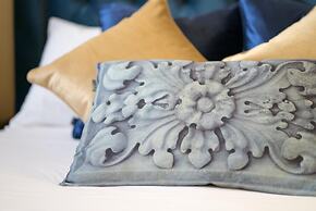 Loloma Bed and Breakfast