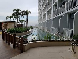 Studio with Ocean View at The Breeze Residences