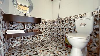 Le Pont Bungalow Hostel