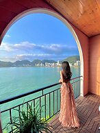 Le Pont Bungalow Hostel