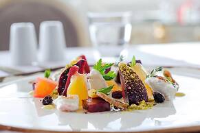 Acropolian Spirit Boutique Hotel