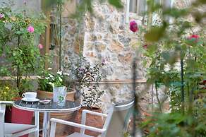 Acropolian Spirit Boutique Hotel