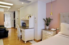 Acropolian Spirit Boutique Hotel