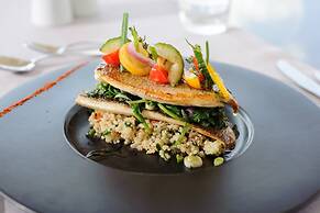 Acropolian Spirit Boutique Hotel