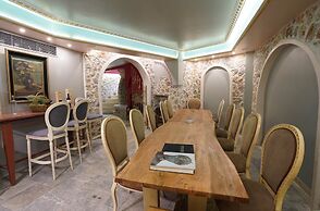 Acropolian Spirit Boutique Hotel