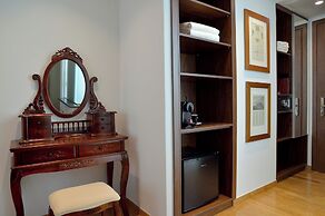 Acropolian Spirit Boutique Hotel