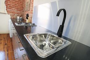 Indulge Apartments -The Urban Collection