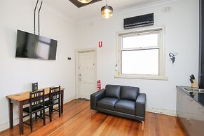 Indulge Apartments -The Urban Collection