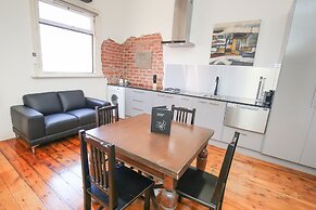 Indulge Apartments -The Urban Collection