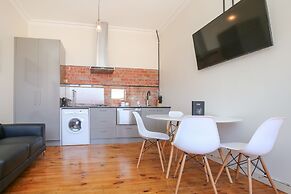 Indulge Apartments -The Urban Collection