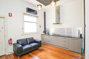 Indulge Apartments -The Urban Collection