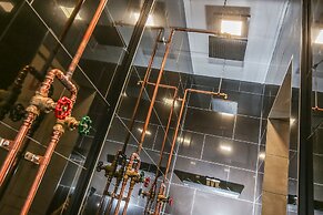 Indulge Apartments -The Urban Collection