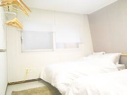 Aiden House - Family Room