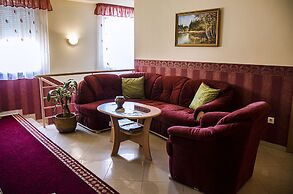 Arany Patkó Pension