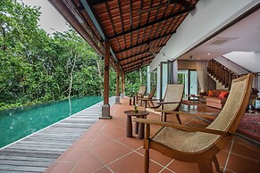 Ambong Pool Villas