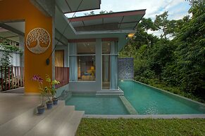 Ambong Pool Villas