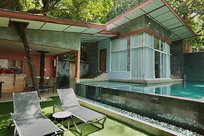 Ambong Pool Villas